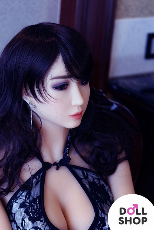 Секс-кукла японка Оливия с темными волосами 158см